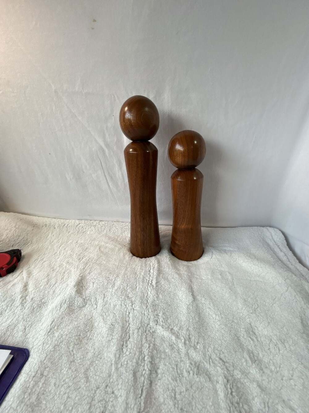 Mid-Century Modern Walnut Wood Salt and Pepper Mill Grinder Set